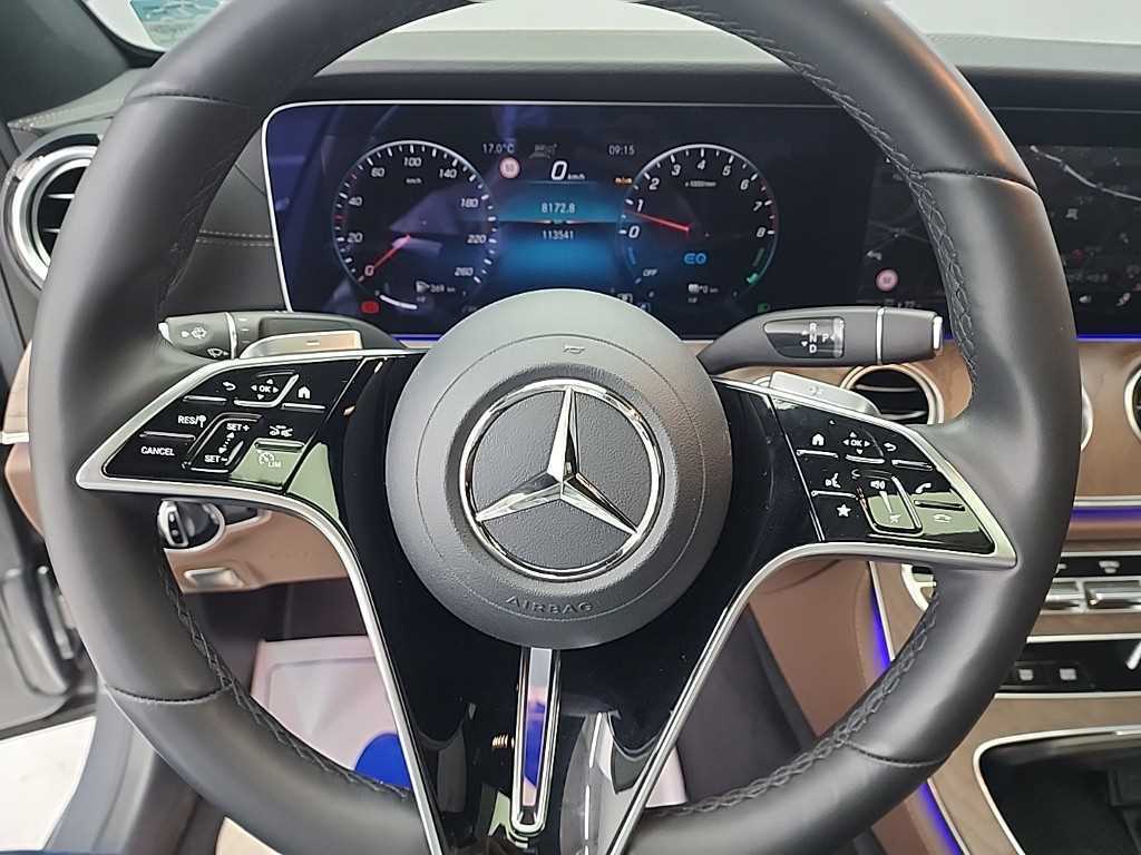 Mercedes Benz E class - Vista 9