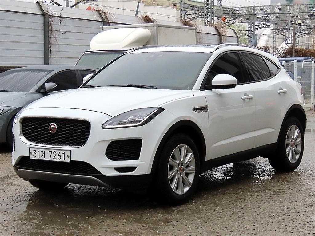 Jaguar E-PACE - Vista 2