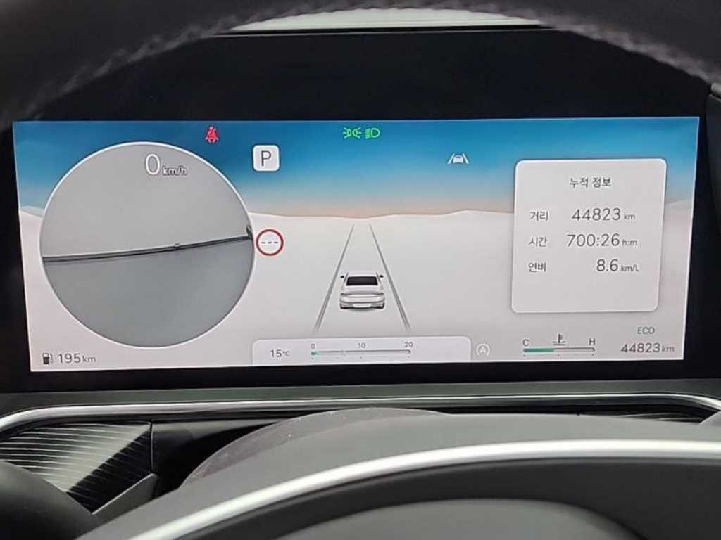 Genesis G90 - Vista 6