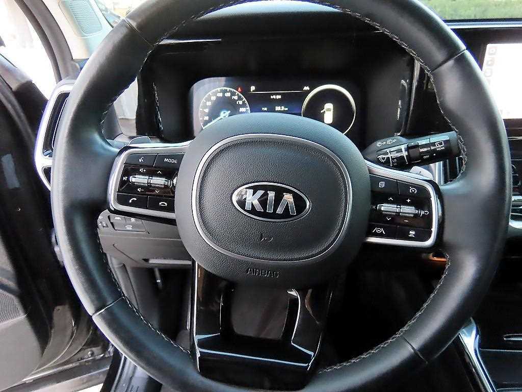 KIA Sorento - Vista 8