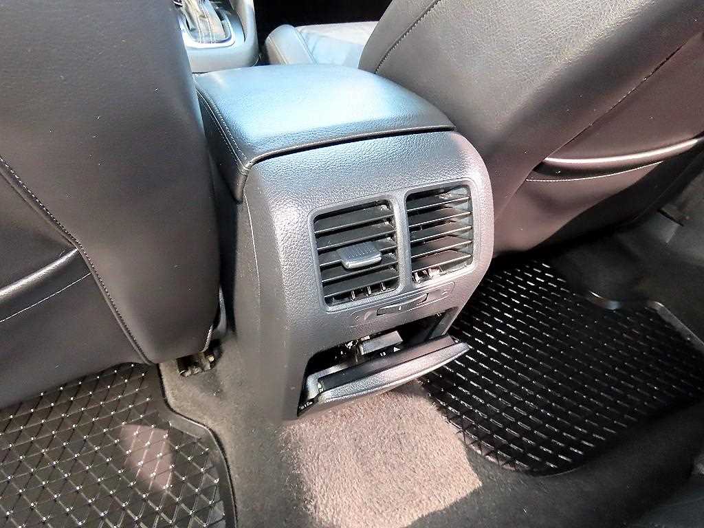 Volkswagen Golf 2013 Negro - Importación desde Corea - HF Imports Iquique - Foto 16