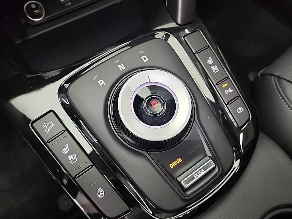 KIA Seltos - Vista 8