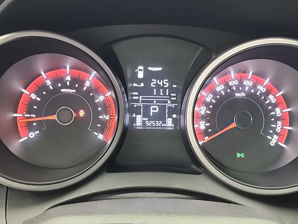 Ssangyong Tivoli - Vista 6