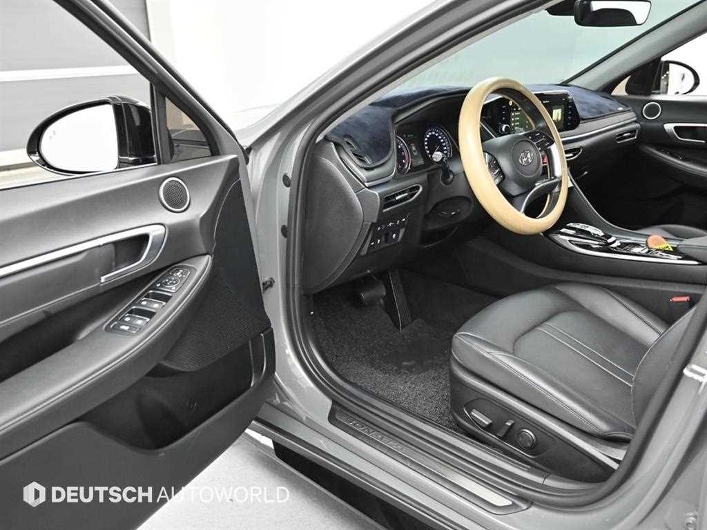 HYUNDAI Sonata - Vista 11