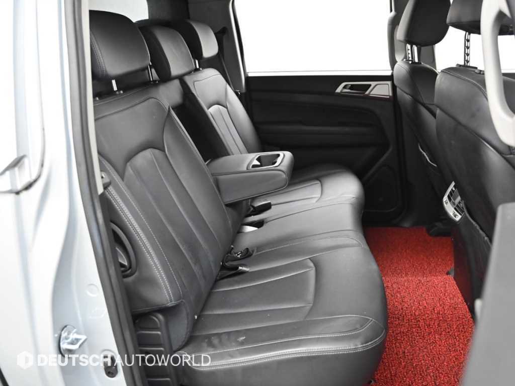 Ssangyong Rexton - Vista 12