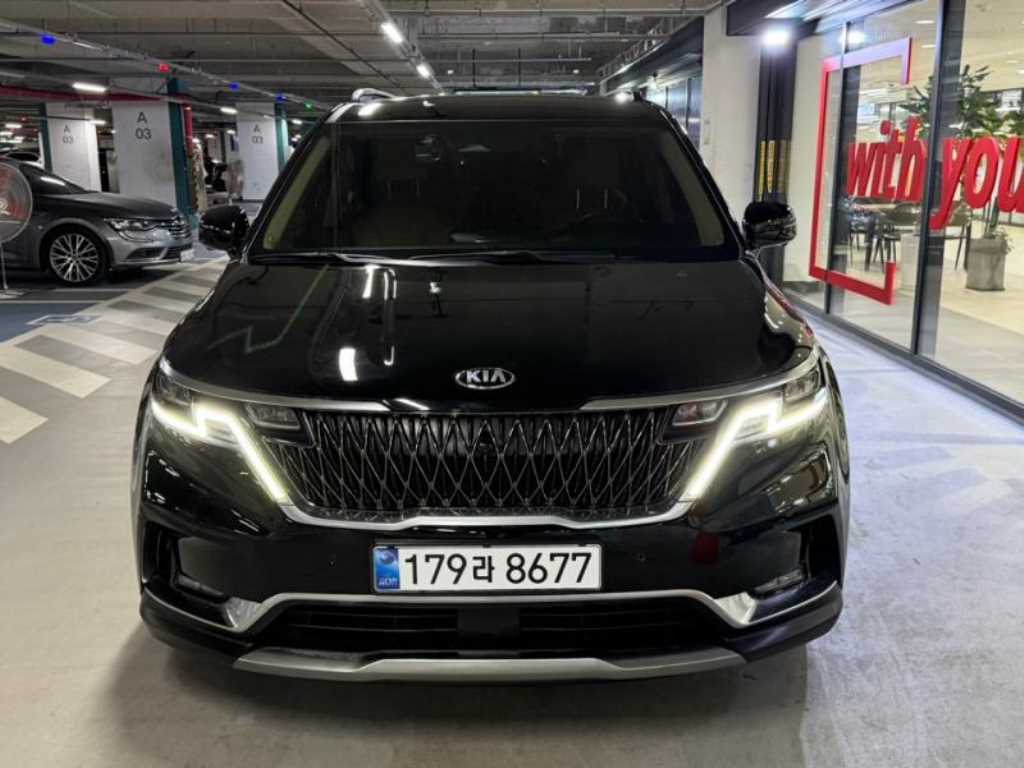 KIA Carnival 2021 Negro - Importación desde Corea - HF Imports Iquique - Foto 1