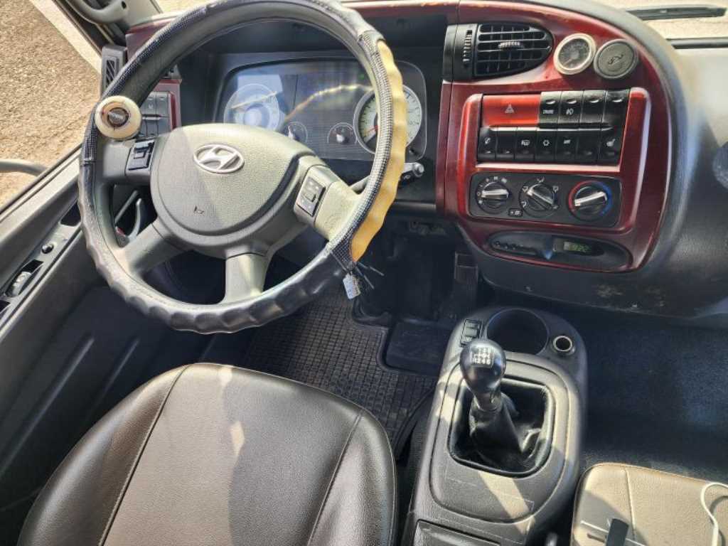 medium and large cargo Cargo 2013 Blanco - Importación desde Corea - HF Imports Iquique - Foto 14