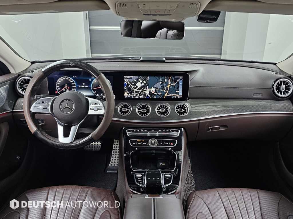 Mercedes Benz CLS Class - Vista 7