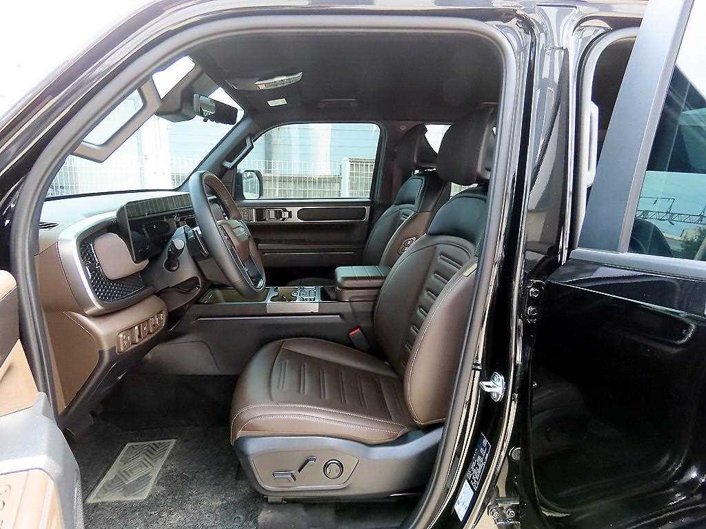 KIA Tasman - Vista 5