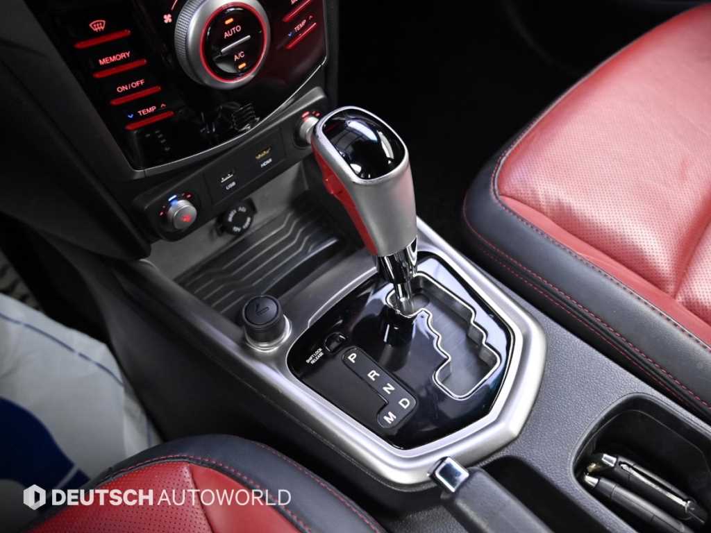 Ssangyong Tivoli - Vista 9