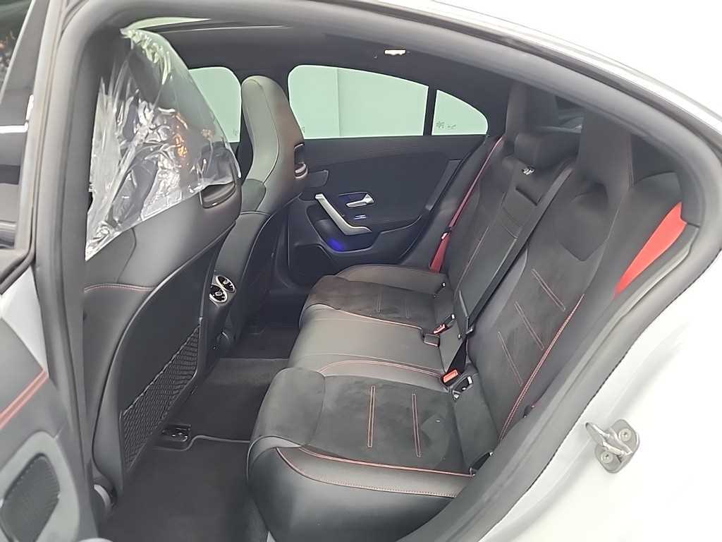 Mercedes Benz CLA Class - Vista 12