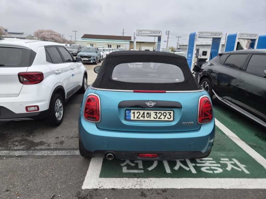 Mini Cooper Convertible - Vista 3