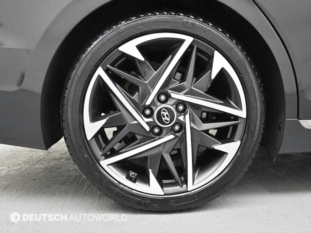 HYUNDAI Grandeur - Vista 5