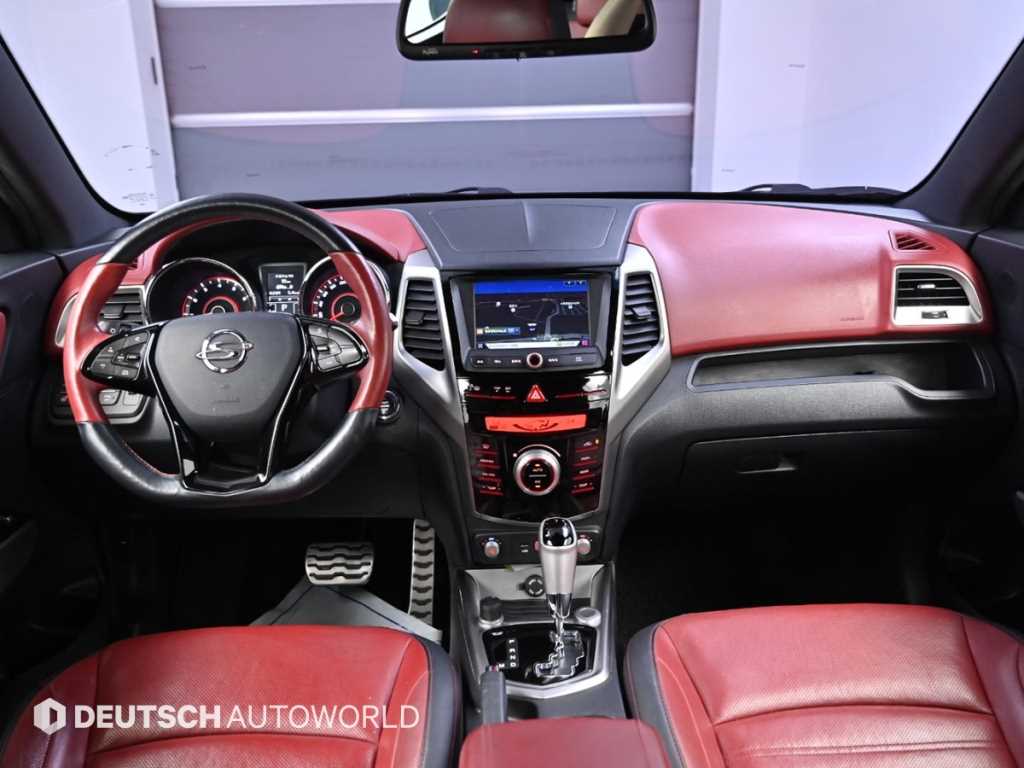 Ssangyong Tivoli - Vista 7