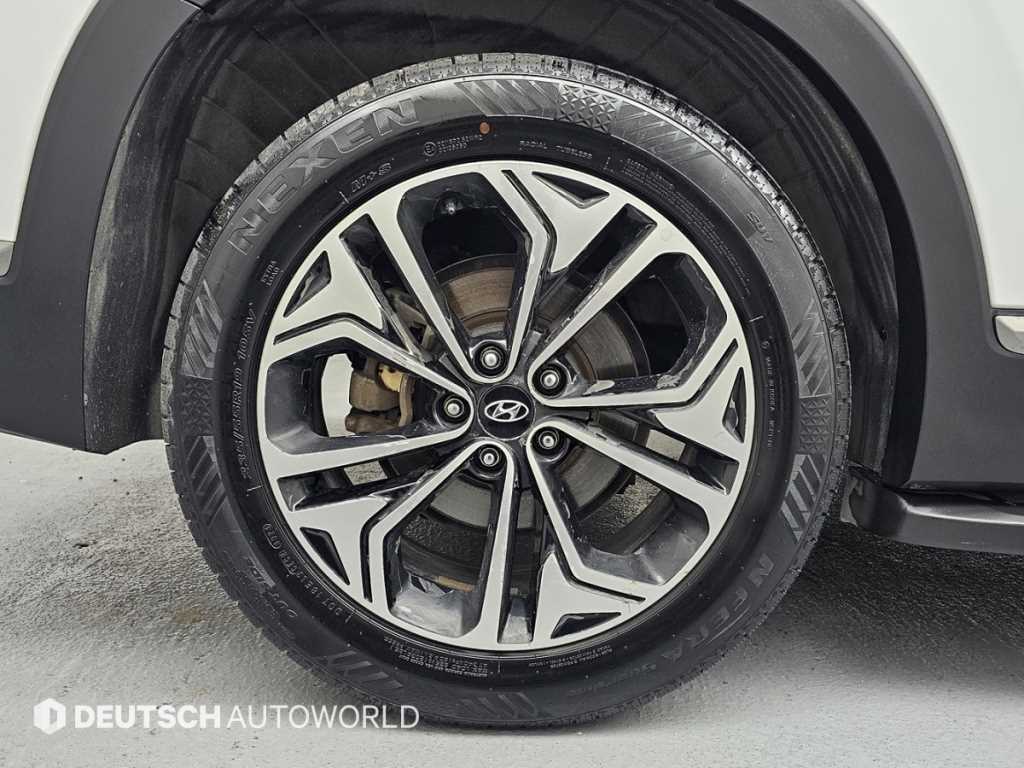 HYUNDAI Santa Fe - Vista 5