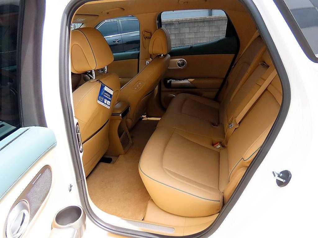 Genesis GV60 - Vista 6