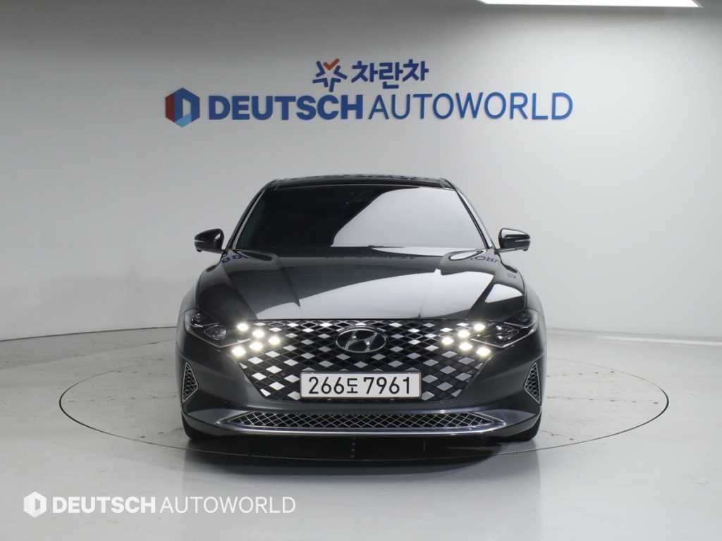 HYUNDAI Grandeur - Vista 3