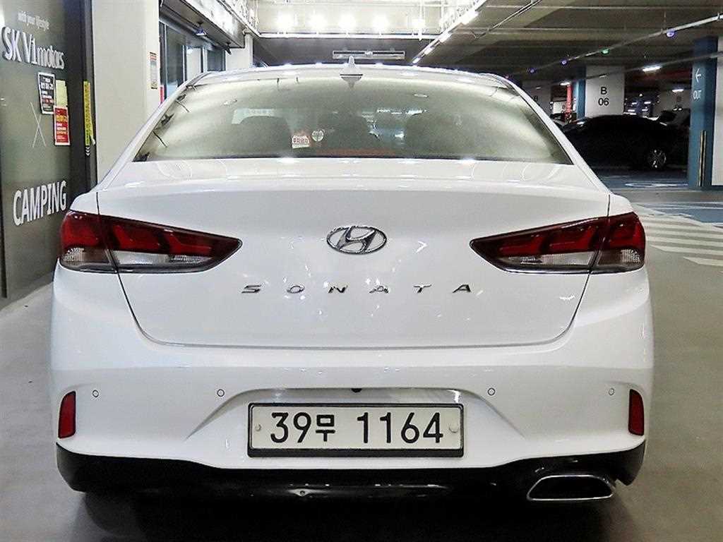 HYUNDAI Sonata - Vista 5