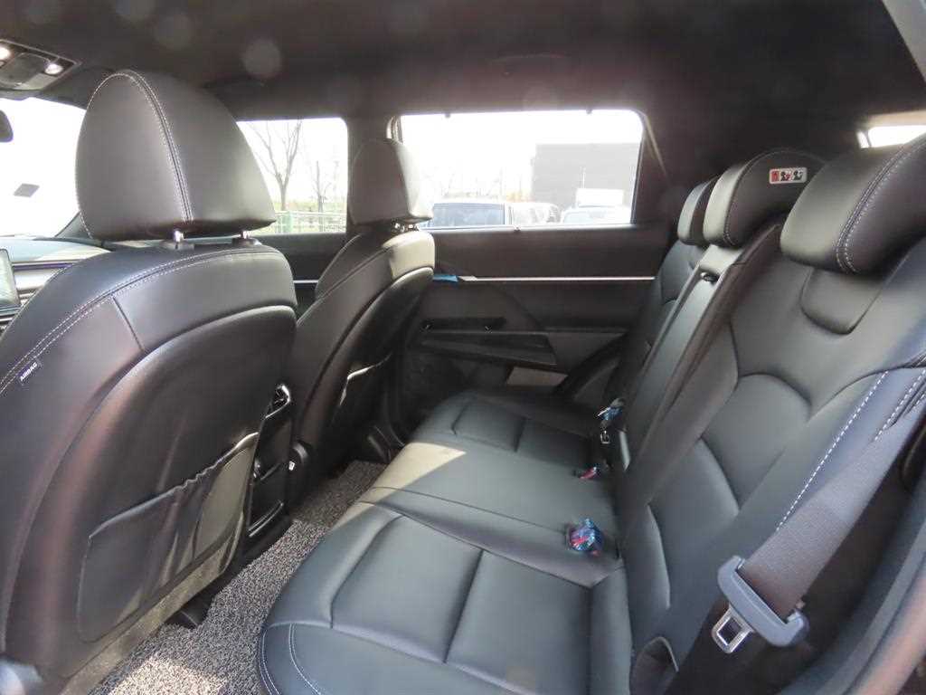 Ssangyong Torres - Vista 7