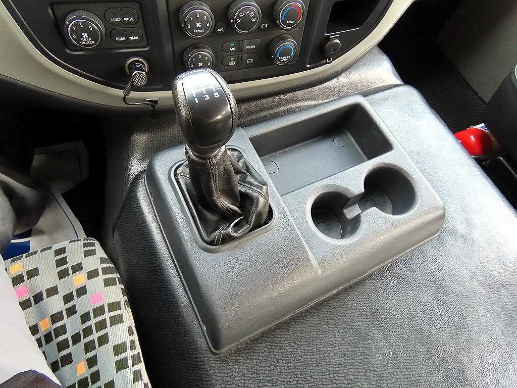 medium and large bus Medium Daewoo Bus - Vista 11