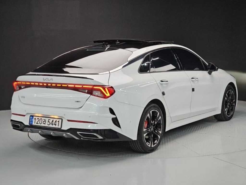 KIA K5 - Vista 3