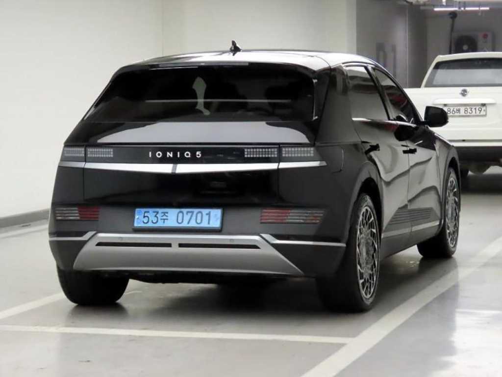 HYUNDAI Ioniq 5 - Vista 3