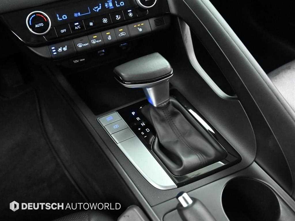 HYUNDAI Avante - Vista 9