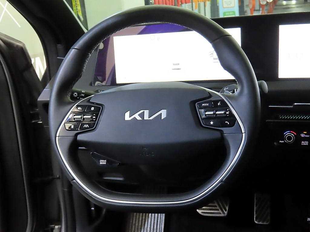 KIA EV6 - Vista 8