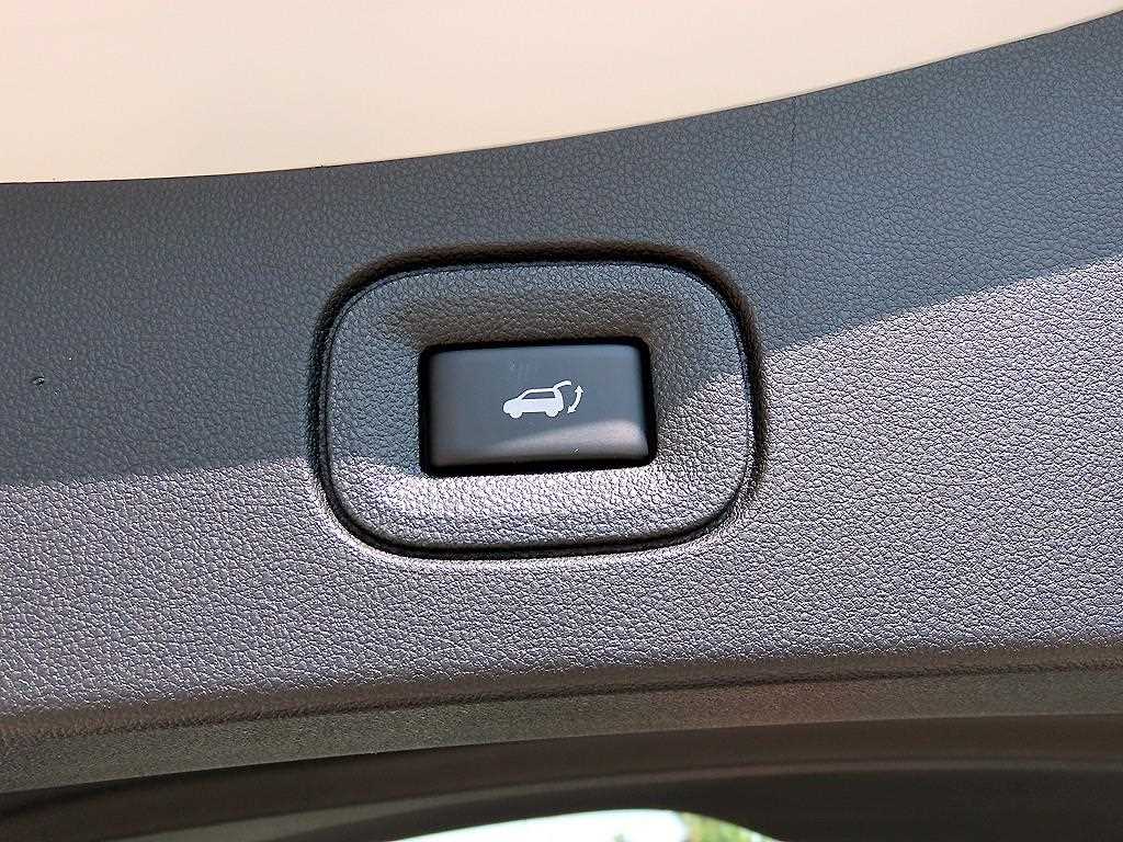 SAMSUNG QM6 2026 Blanco - Importación desde Corea - HF Imports Iquique - Foto 17