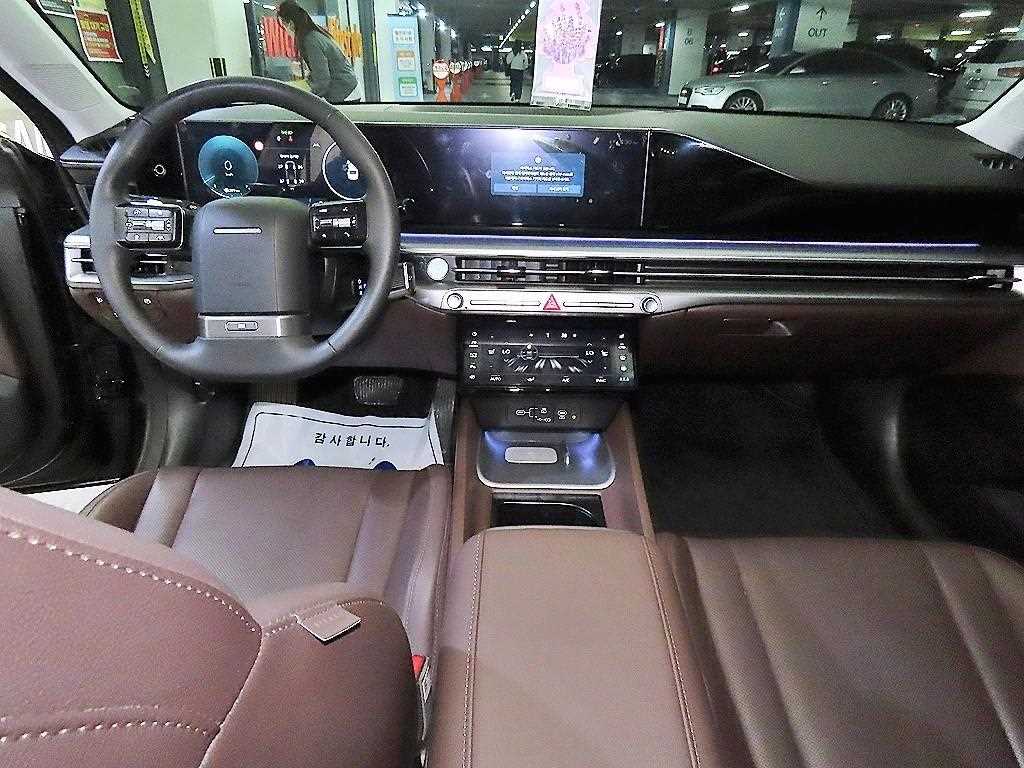 HYUNDAI Grandeur - Vista 10