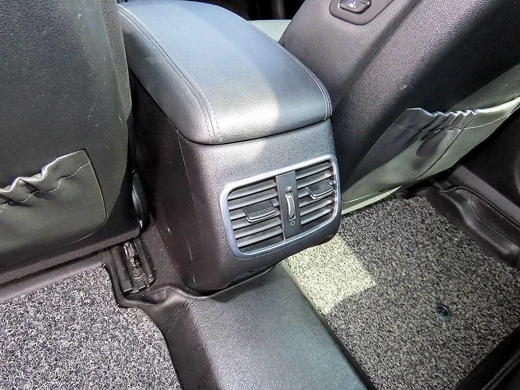 KIA K5 2016 Negro - Importación desde Corea - HF Imports Iquique - Foto 17