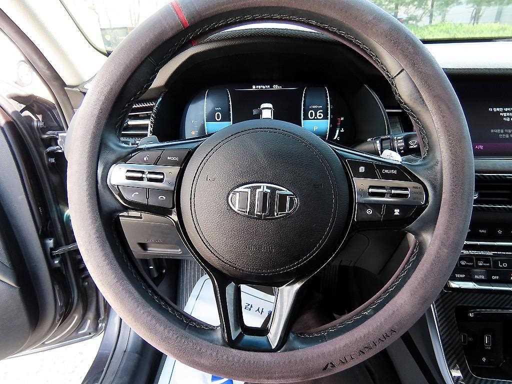 KIA K7 - Vista 8