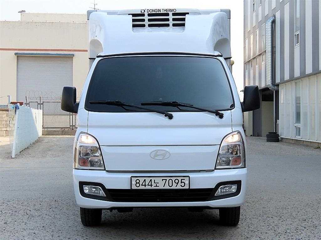 Small Truck Freezer Box(High Deck) 2025 Blanco - Importación desde Corea - HF Imports Iquique - Foto 1