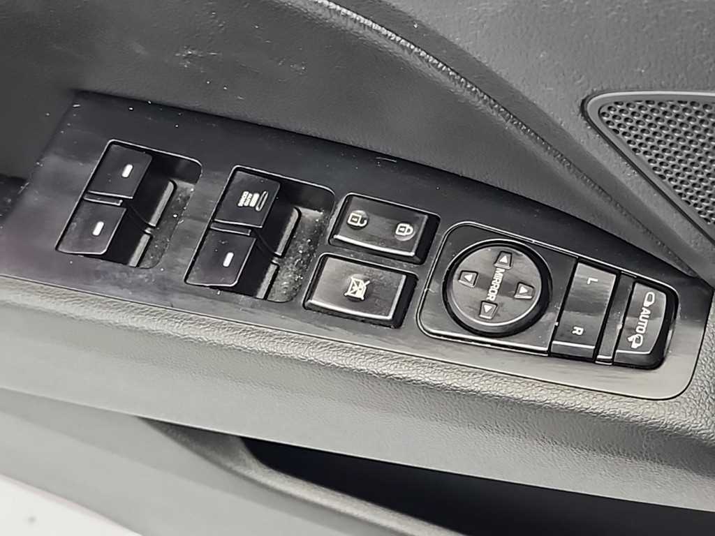 HYUNDAI Avante 2018 Gris - Importación desde Corea - HF Imports Iquique - Foto 17