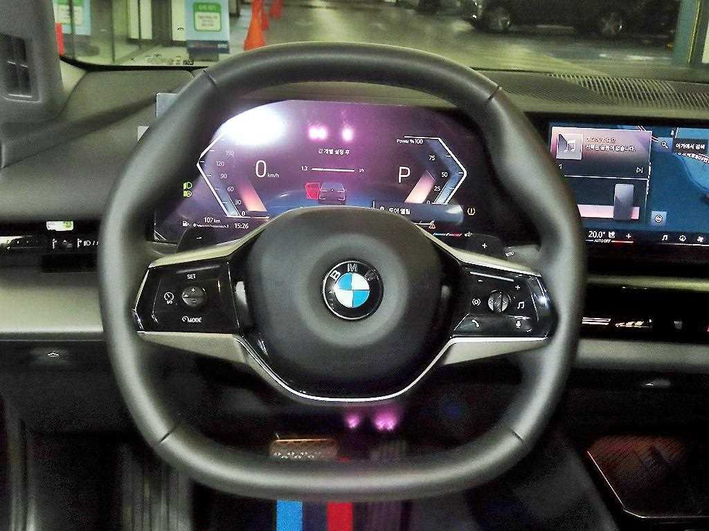 BMW 5 Series - Vista 8