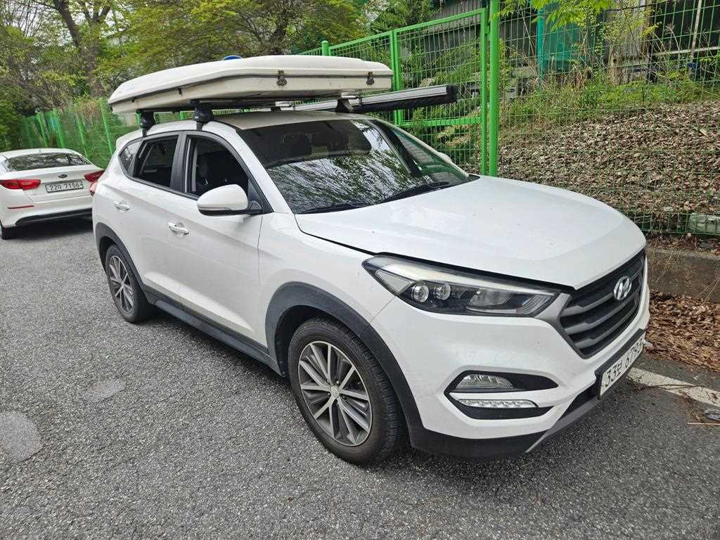 HYUNDAI Tucson - Vista 2