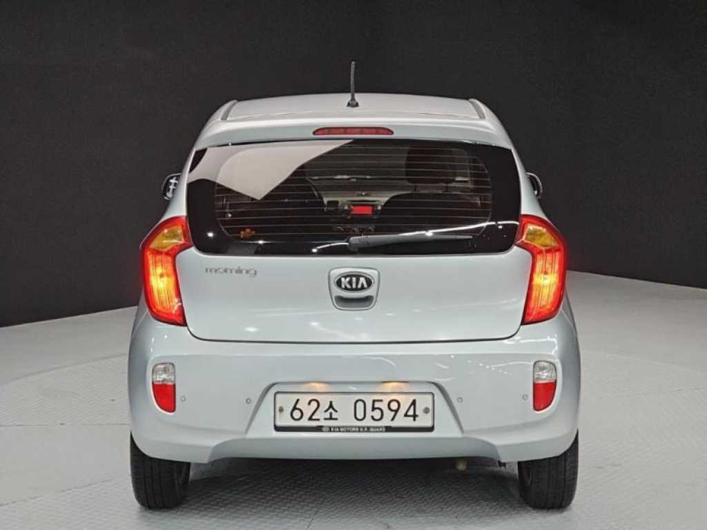 KIA Morning - Vista 4