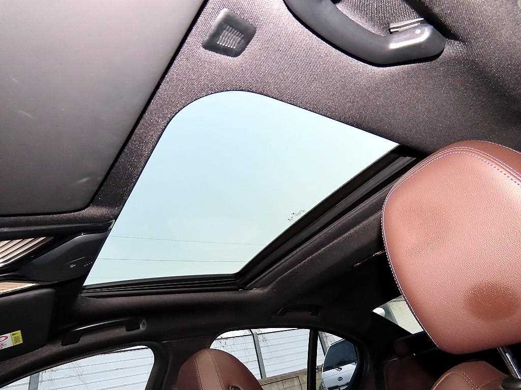 BMW 3 series 2021 Negro - Importación desde Corea - HF Imports Iquique - Foto 18