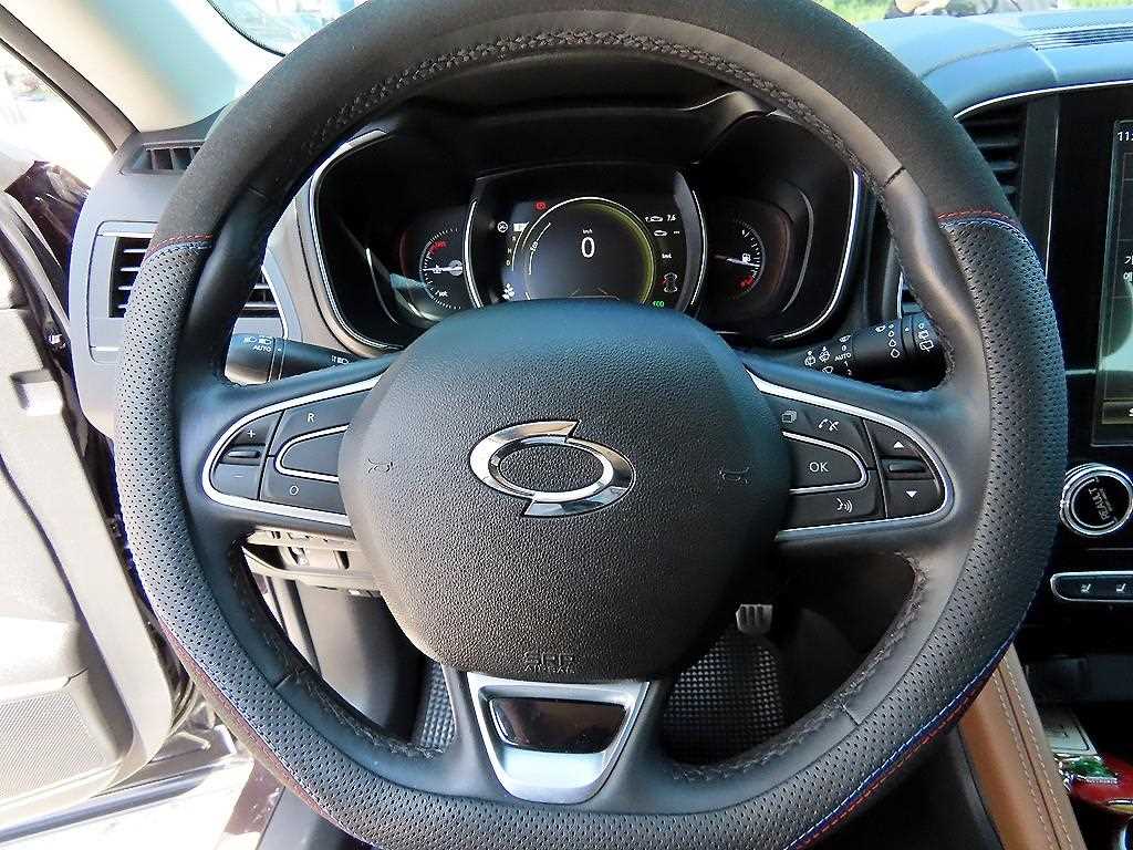 SAMSUNG QM6 - Vista 8