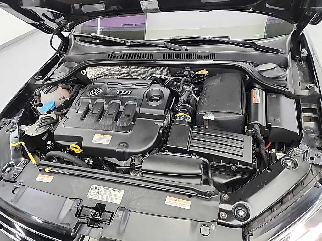Volkswagen Jetta - Vista 5