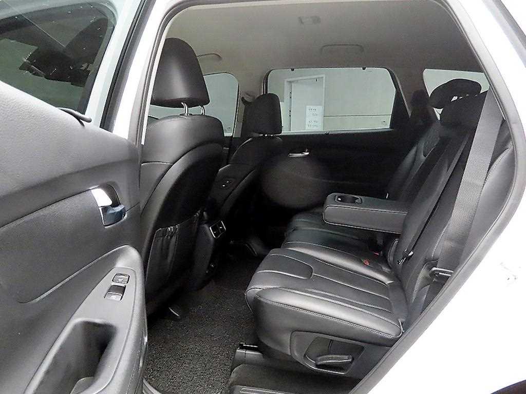 HYUNDAI Santa Fe - Vista 6