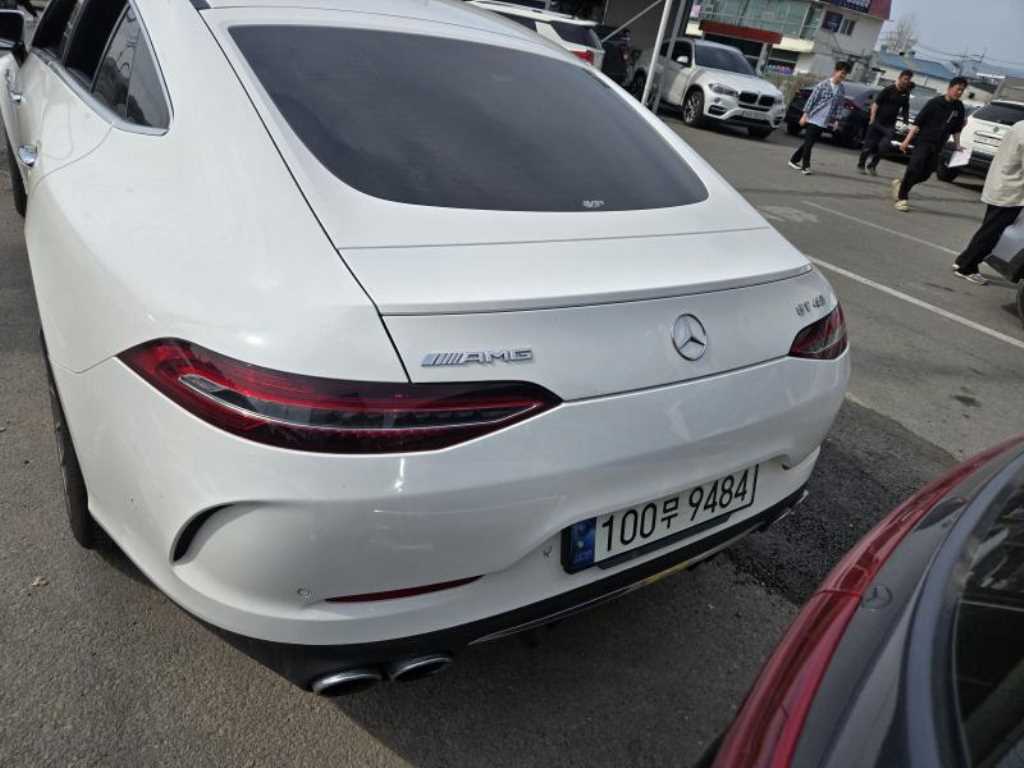 Mercedes Benz AMG GT - Vista 2