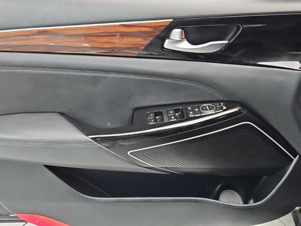 KIA K7 2016 Negro - Importación desde Corea - HF Imports Iquique - Foto 13