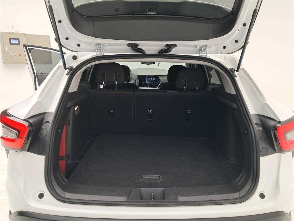 Chevrolet Trax 2025 Blanco - Importación desde Corea - HF Imports Iquique - Foto 18
