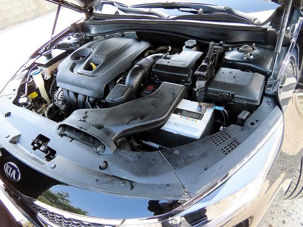 KIA K5 2016 Negro - Importación desde Corea - HF Imports Iquique - Foto 19