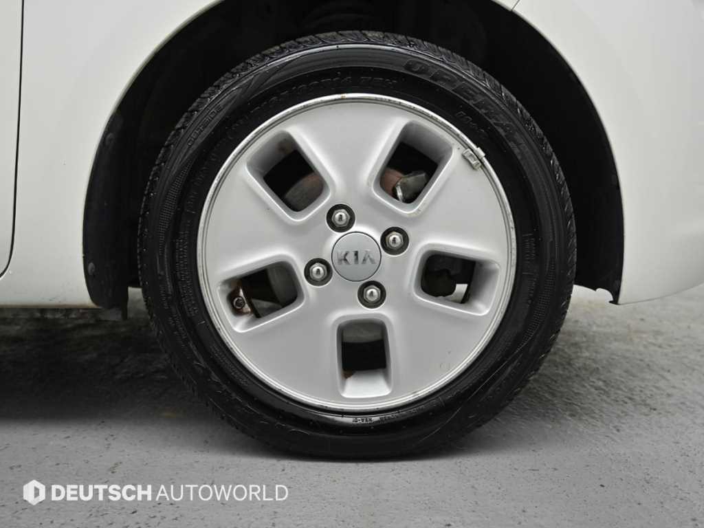 KIA Ray - Vista 5