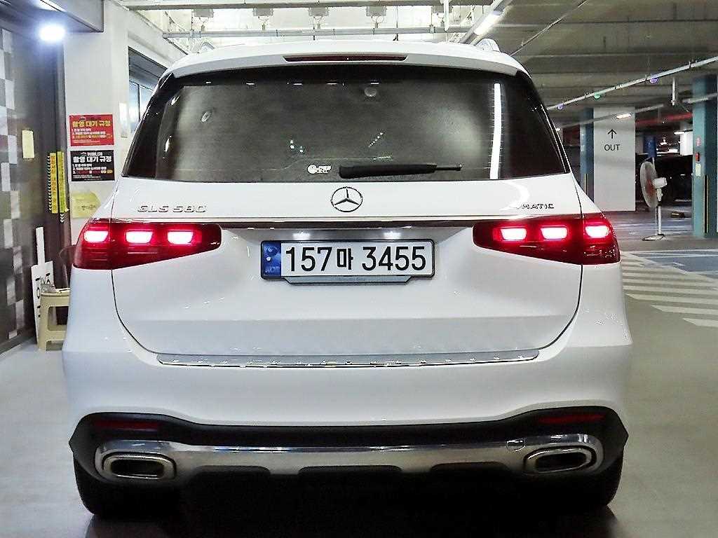 Mercedes Benz GLS Class - Vista 5