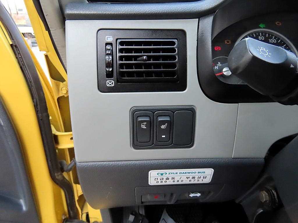 medium and large bus Medium Daewoo Bus 2018 Amarillo - Importación desde Corea - HF Imports Iquique - Foto 13