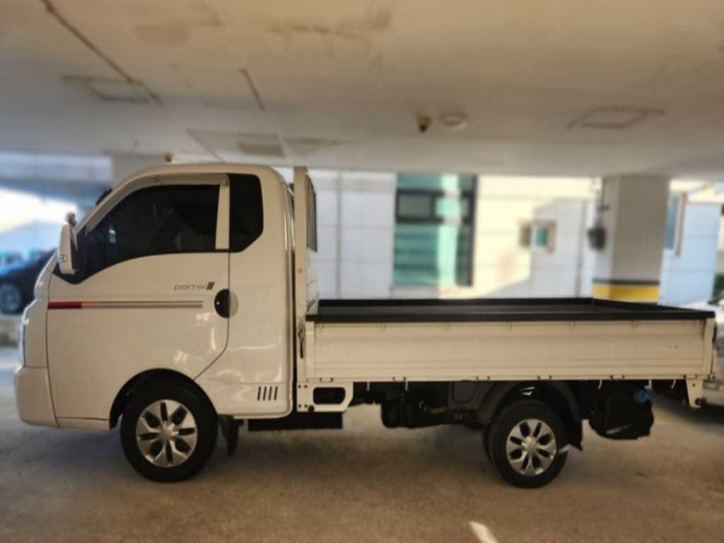 Small Truck Cargo (small) - Vista 3
