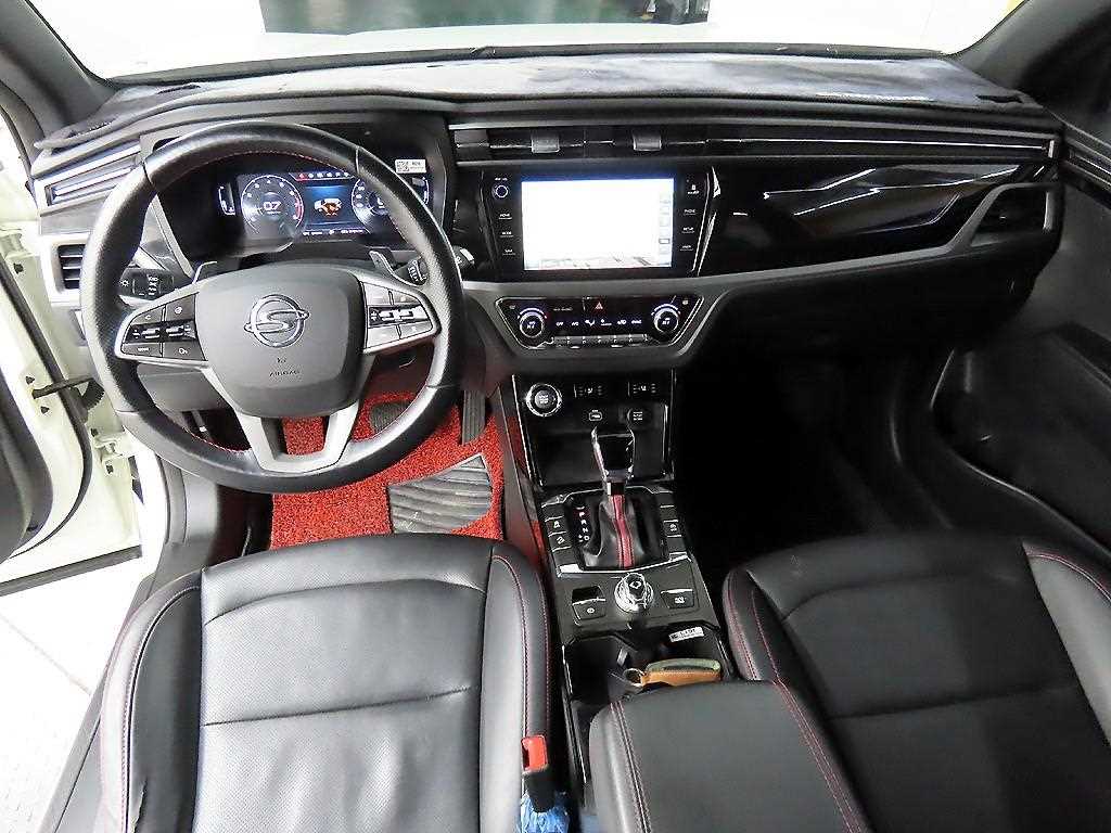 Ssangyong Korando - Vista 7